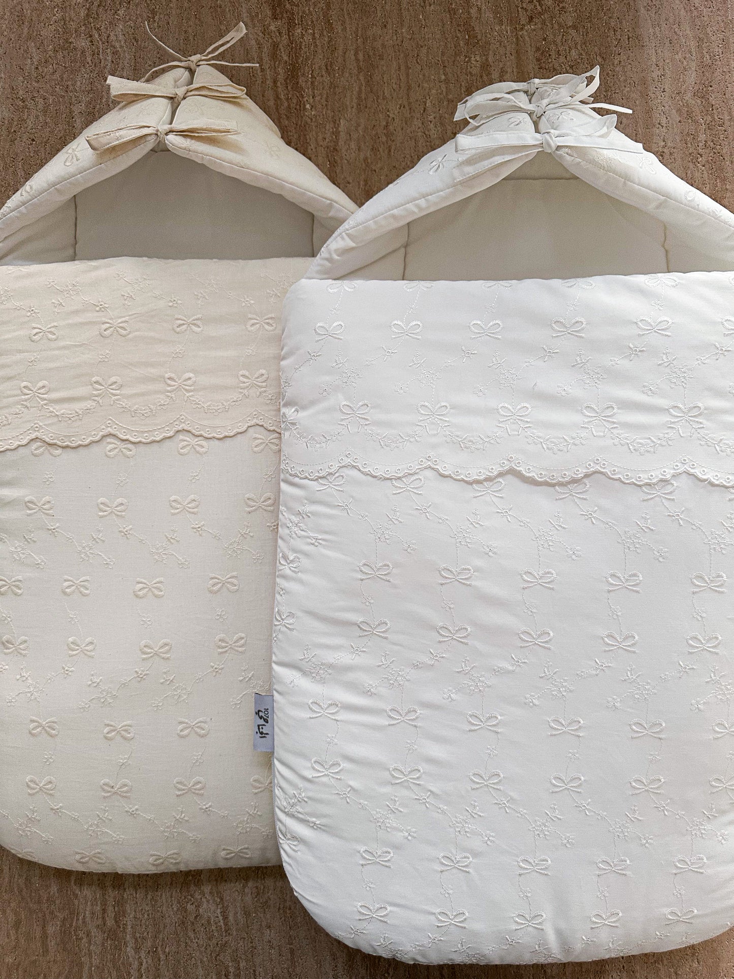 Bow sleeping bag