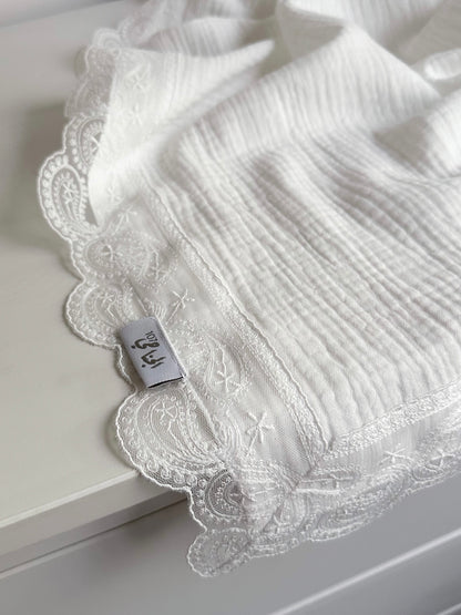 Lace blanket