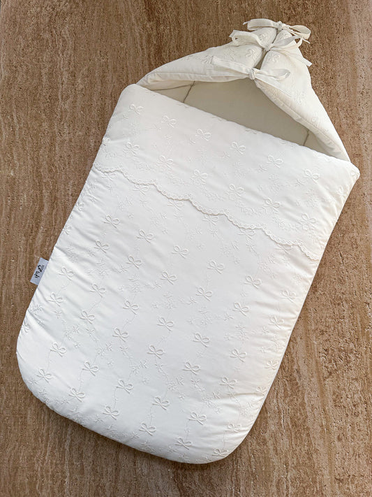 Bow sleeping bag