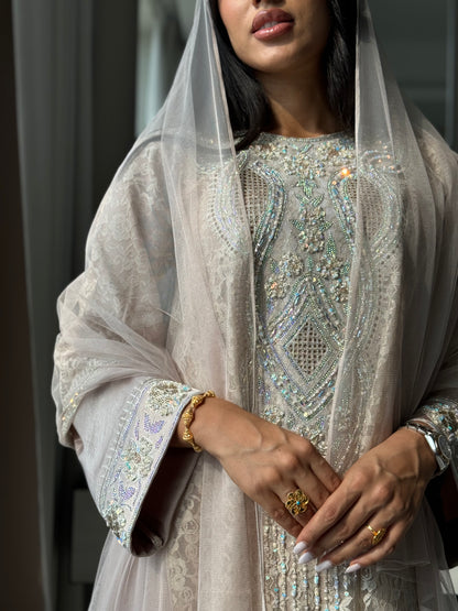 (الشيلة هدية)B